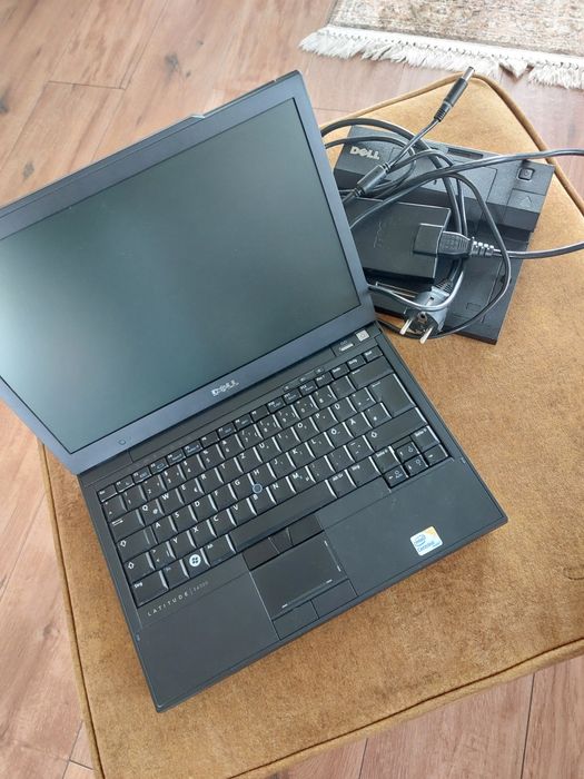 Dell Latitude e4300 super retro laptop w perfekcyjnym stanie Polecam
