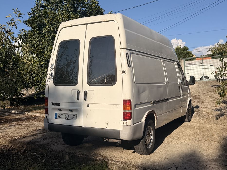 Ford Transit Topliner teto duplo