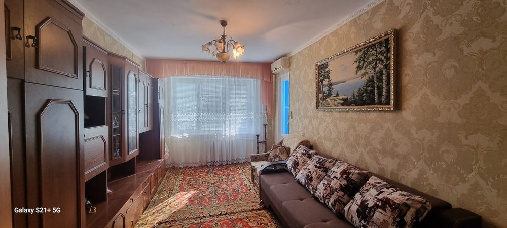 Оренда трикімнатної квартири на Шуменському . Ліфт працює .