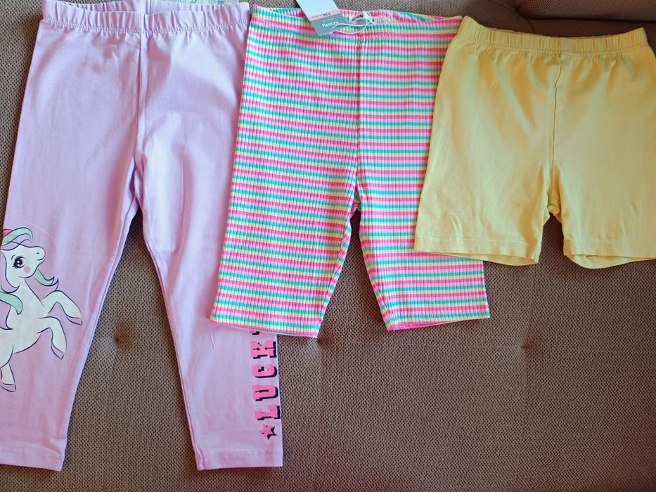 Krótkie spodenki, legginsy 134