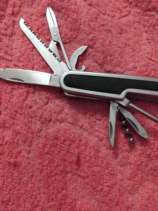 Продам ножик мультитул