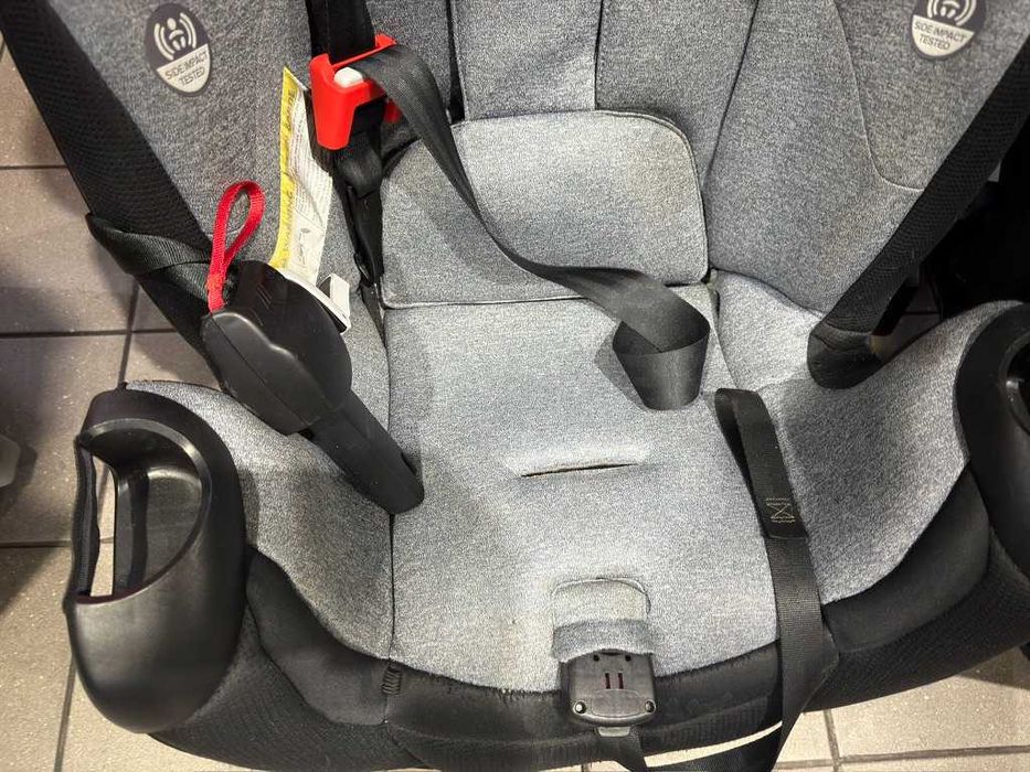 Автокрісло Evenflo Symphony ELITE/DLX гр. 0+/1/2/3 2,2-49,8 кг