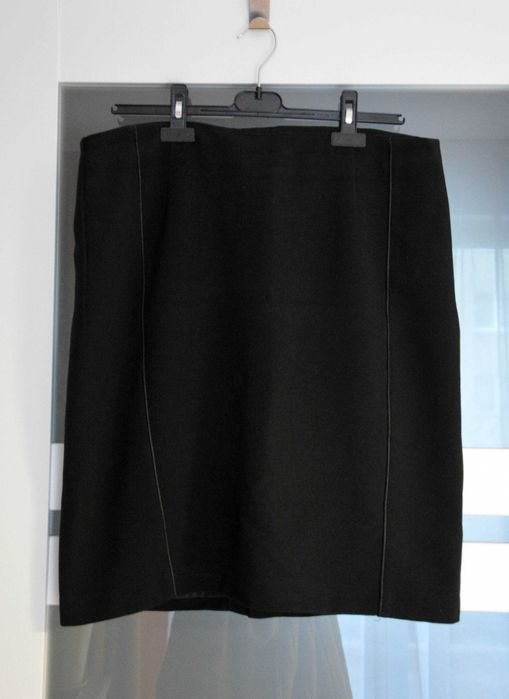 Elegancka ołówkowa spódnica