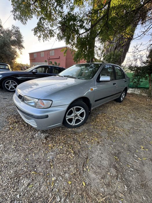 Nissan Almera 1998