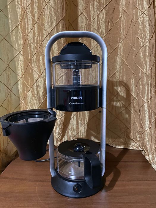 Автоматическая кофеварка Philips Café Gourmet