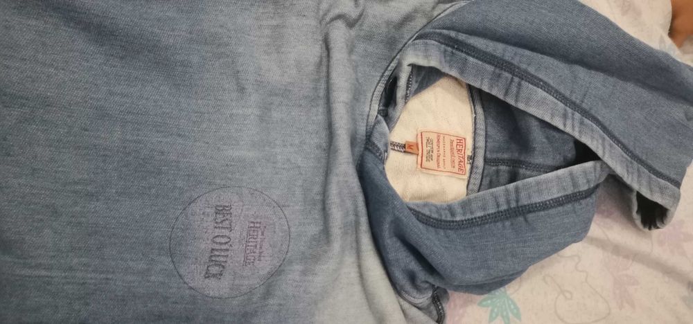 Blazer e camisas em muito bom estado de Marca