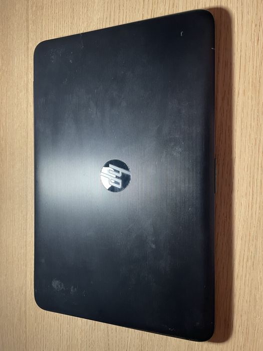 Black HP Computer432381934227302402