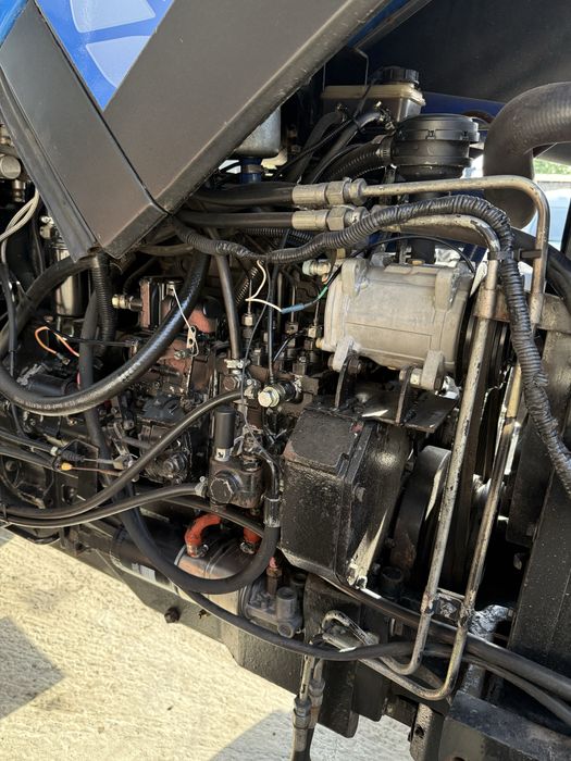 Трактор New Holland TL5060/мтз