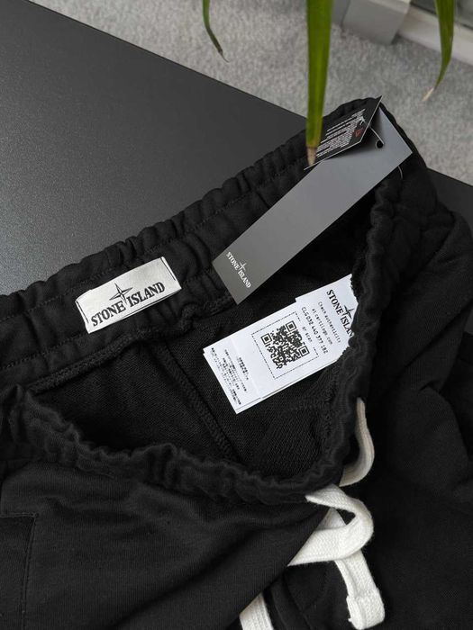 Черные Шорты Стон Айленд - Спортивні Шорти Stone Island