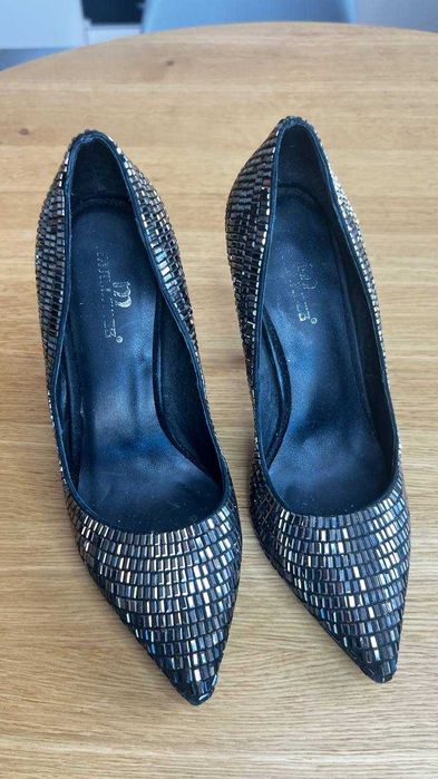 Luksusowe błyszczące buty