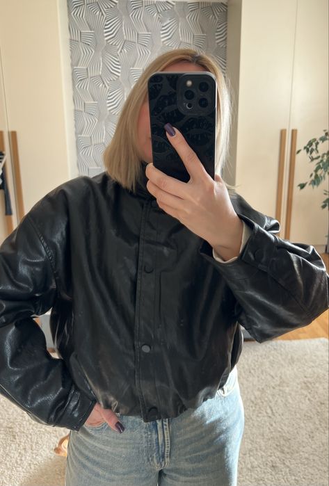 Шкіряна жіноча куртка Zara S чорного кольру XS і L