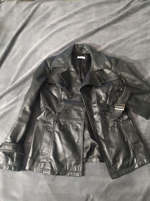 Шкіряна куртка розмір s