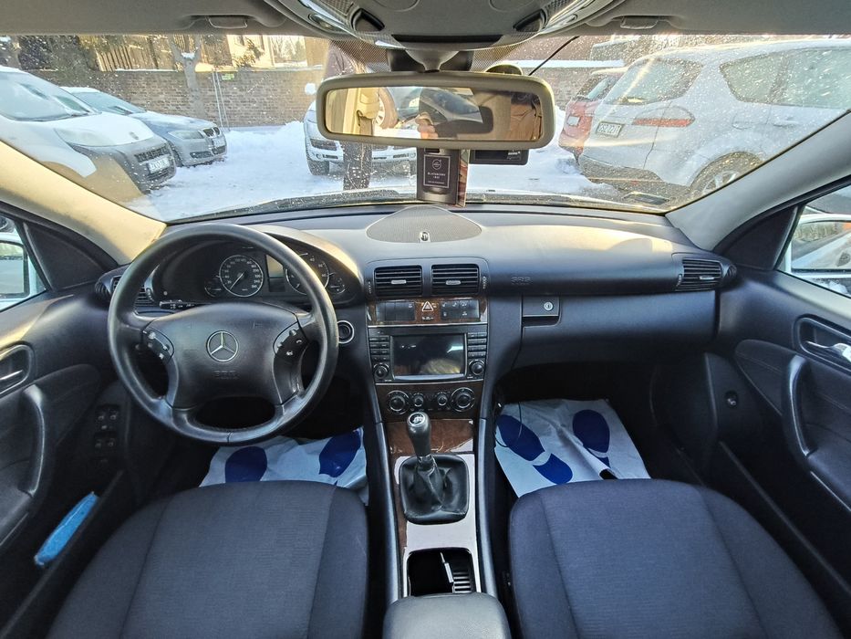 Mercedes Benz C klasa 1.8 benzyna kompresor// super stan// 2006 okazja