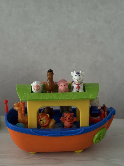 Ферма Chicco, ковчег Kiddi Smart, сортер Chicco, BB Junior Bugatti