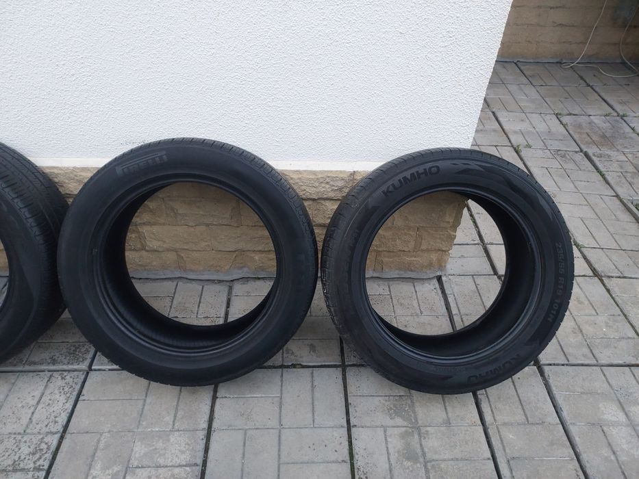 235/55/ R19,  Pirelli P8 FS, 2019 р.в.