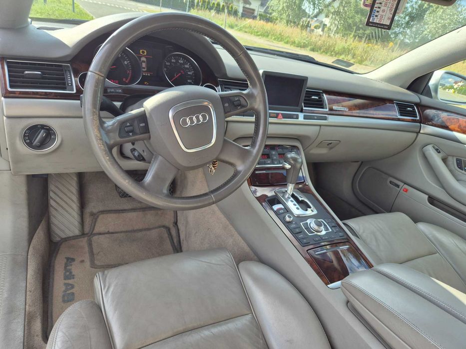 AUDI A8 D3 4.2 B+G