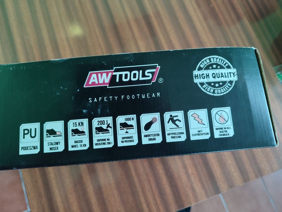 Sprzedam buty robocze
