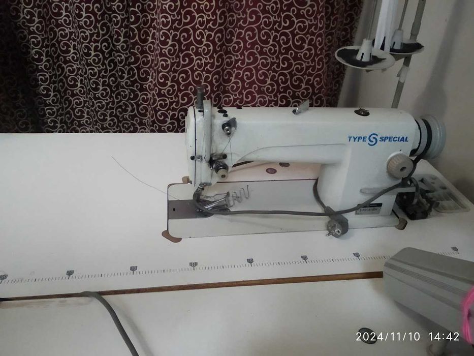 Оверлок, промышленные швейные машины.