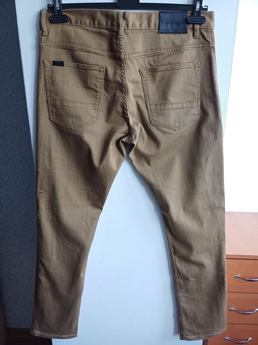 Бежевые джинсы QUIKSILVER оригинал slim 34×32