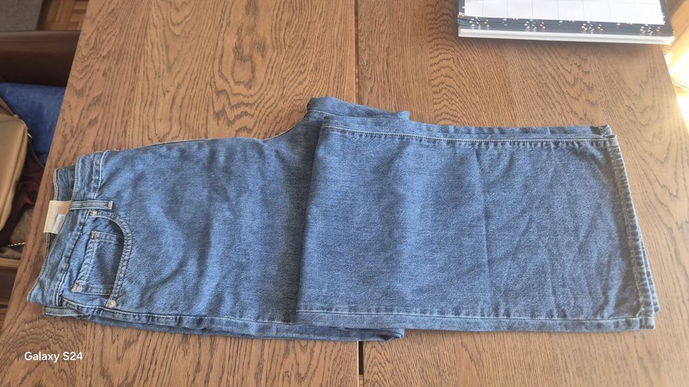 Calça Levis novas