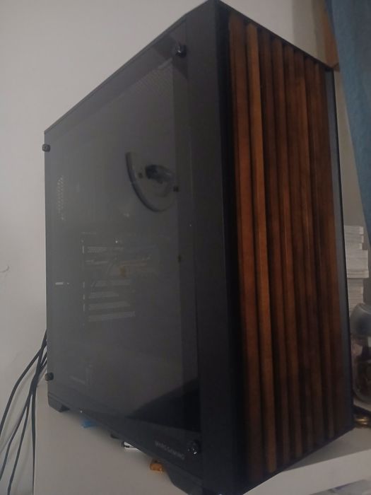 Ryzen 5 9600X + RX 9060 XT 16GB | 32GB DDR5 | B650M | 750W