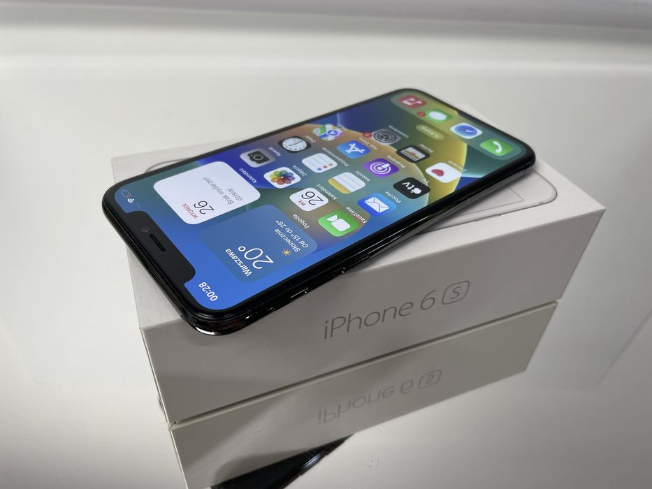 IPhone X 64GB Space Grey stan Dobry + kabel do ładowania