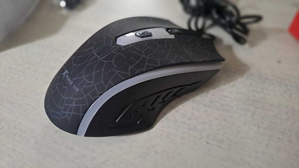 Rato gaming ótico com fio