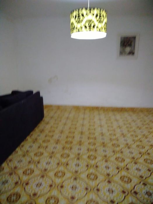 Vendo moradia no alto Alentejo.