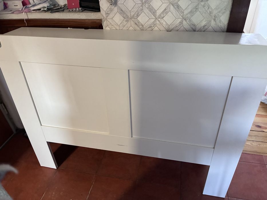 Costas de cama grande
