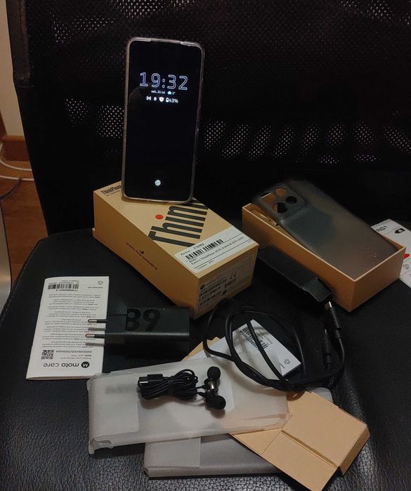 Lenovo ThinkPhone 25 by Motorola