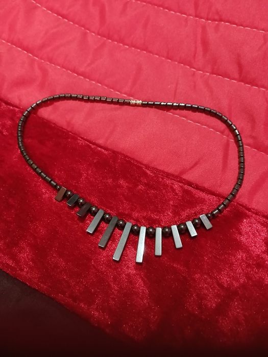 Colar  com oferta  de outro