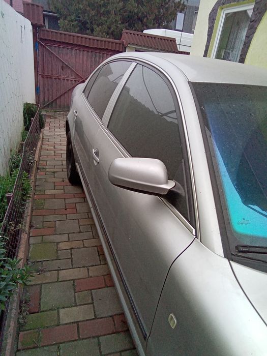 Автомобіль superb