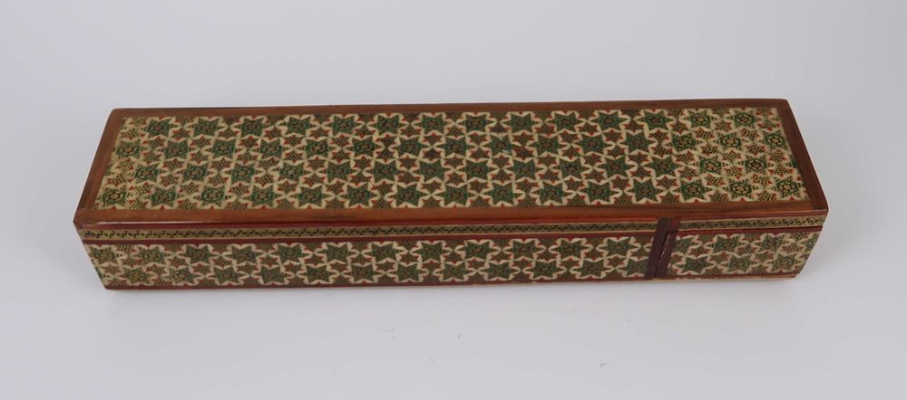 Caixa para lapis marchetaria e pintura manual