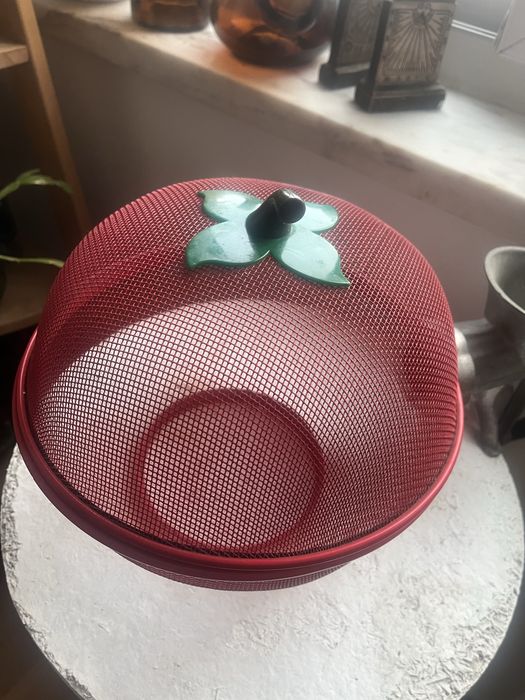 Cesta de Frutas em forma de Maçã