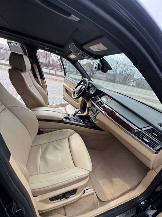 Продам чудовий автомобіль