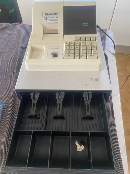 Máquina de calcular registadora SHARP XE-A120