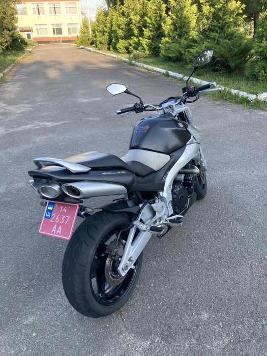 SUZUKI GSR 600 !!!хороший стан