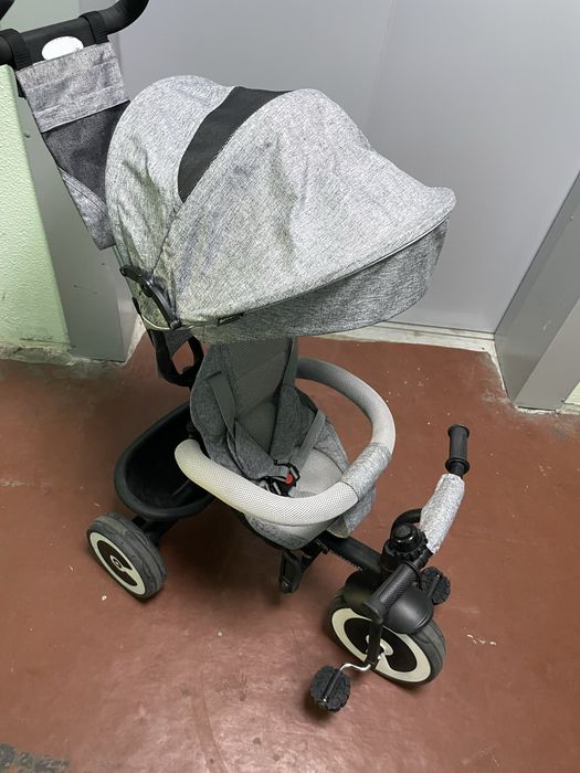 Kinderkraft ASTON — триколісний велосипед-коляска з батьківською ручкою