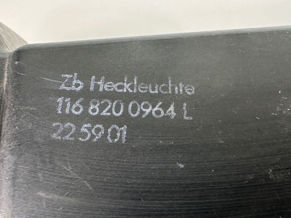 Mercedes-Benz Klasa-S W116 Lampa Prawa Lewa Tył