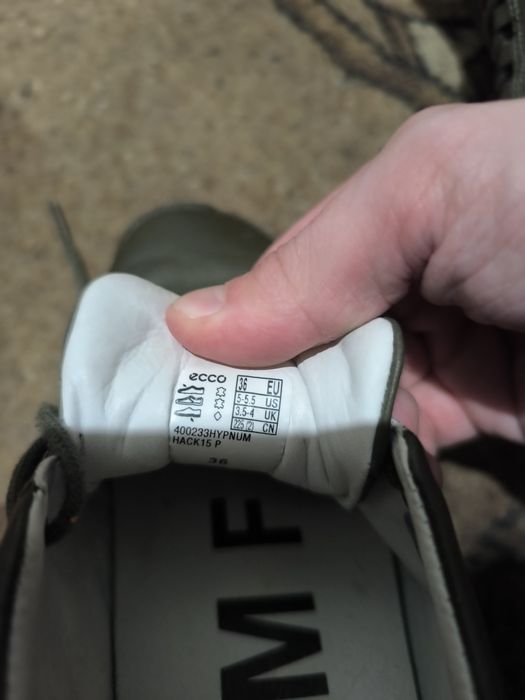 Продам кросовки ecco