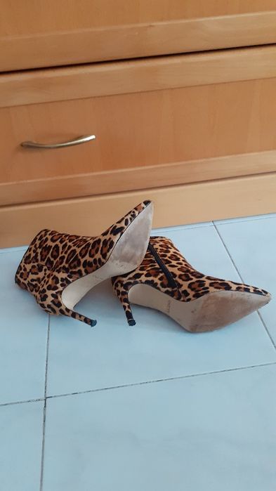 Botas tigreza Cano baixo ( ALDO)