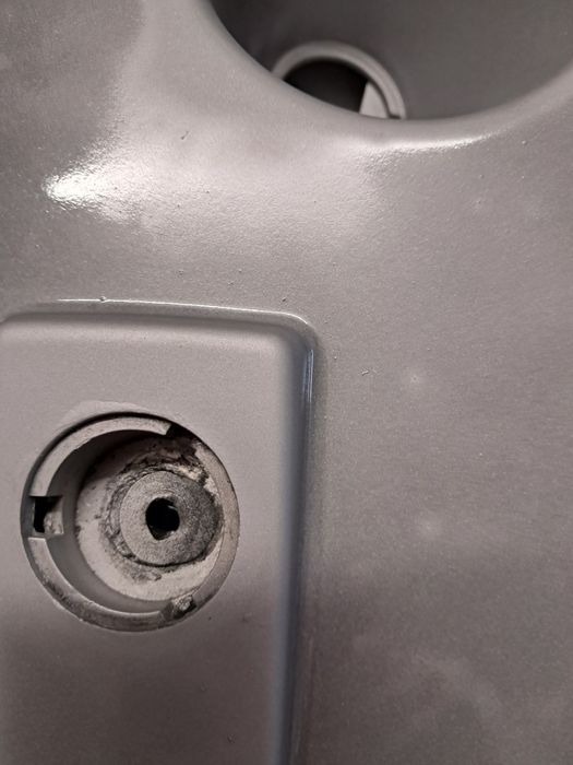 Audi A4 B6, tampa do motor