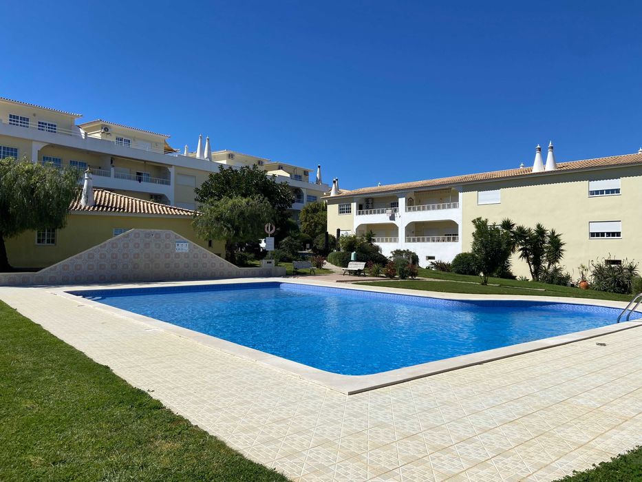 T2 - PRAIA DA ROCHA com Piscina