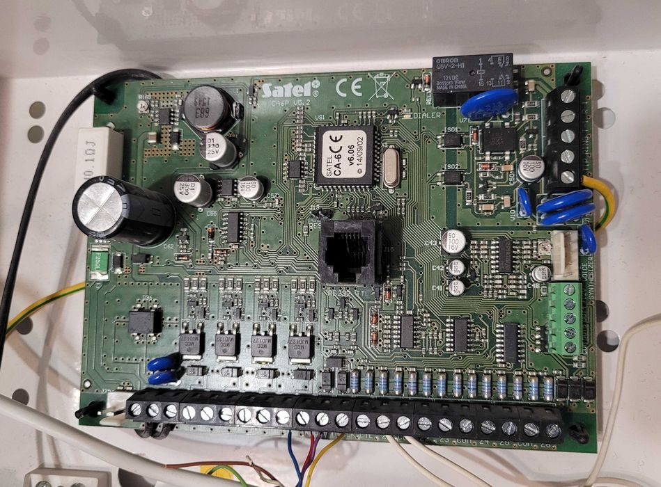 SATEL kompletny alarm CA-6