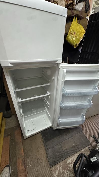 Холодильник BEKO