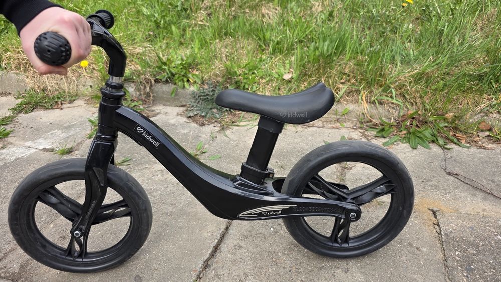 Lekki rowerek biegowy Kidwell Rebel Black 12" | Łódź Retkinia