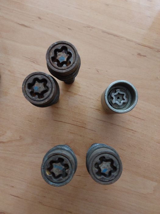 Ключ Секретка Volkswagen Tuareg, T5, Audi Q7, Porsche Cayenne,Amarok