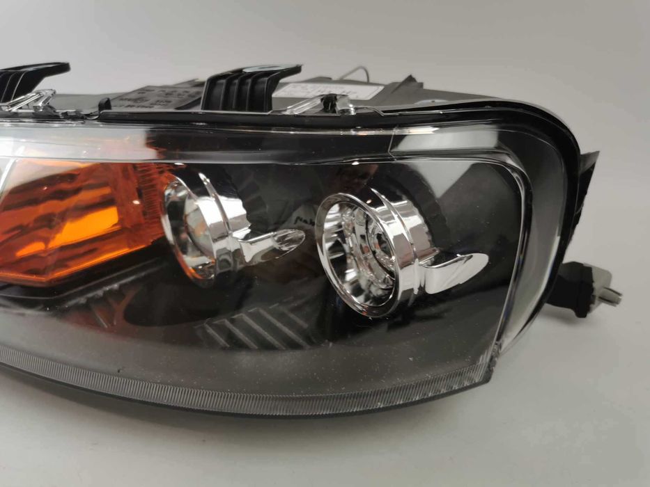 Lampa Lewa Nowa Fiat Punto II