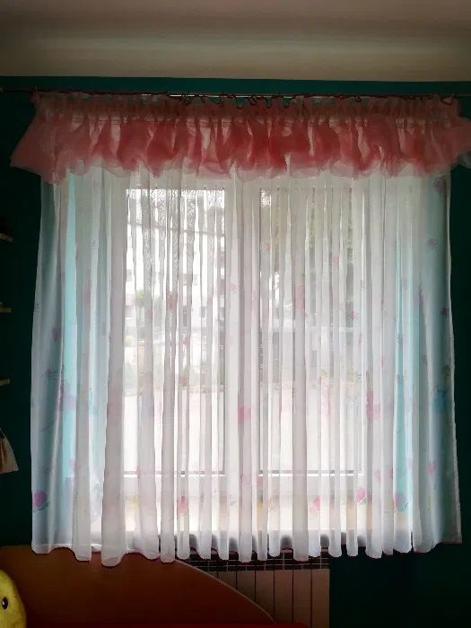 Firanka z Barbie szer. 170 cm/wys. 180cm