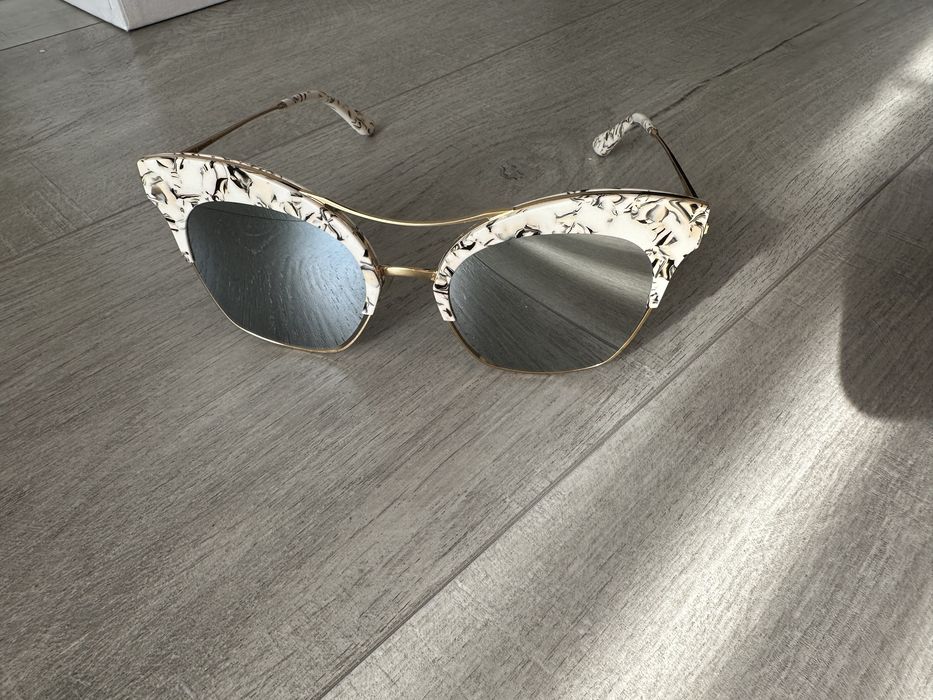 Сонцезахисні окуляри, Gentle Monster